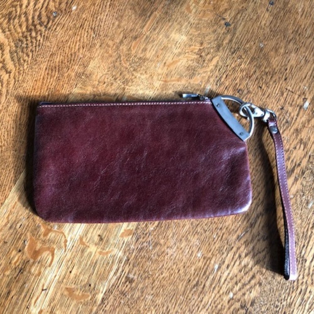 Argentine brown leather clutch purse